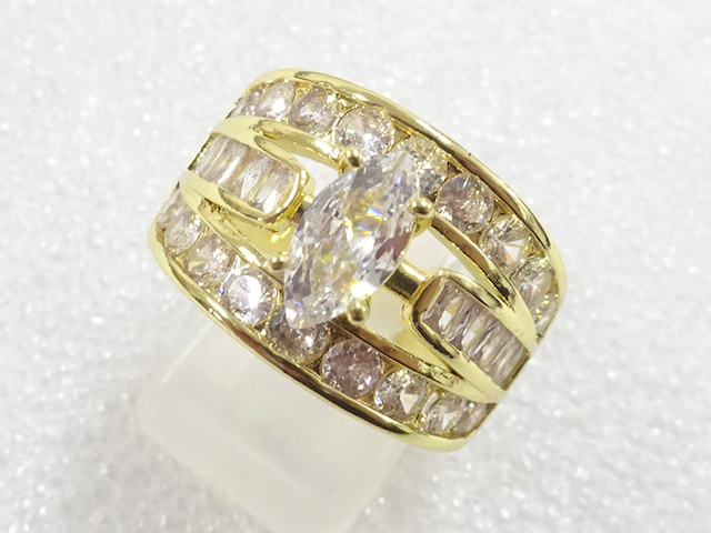 JAPANESE KIMONO / ANTIQUE CRYSTAL RING (SIZE 18.5)